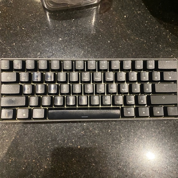 GK61 w/ yellow and brown switches - Picture 4 of 6